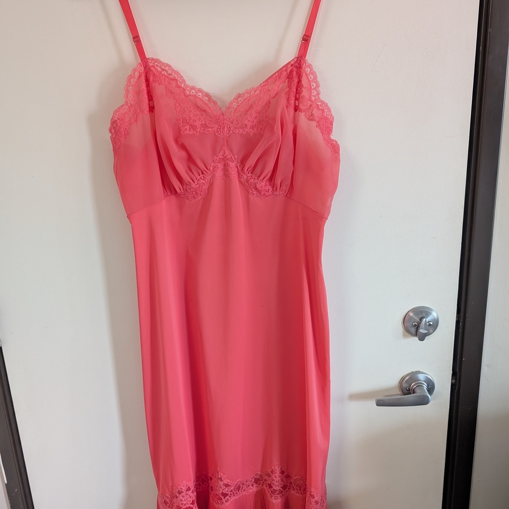 Vanity Fair Vintage Nightgown